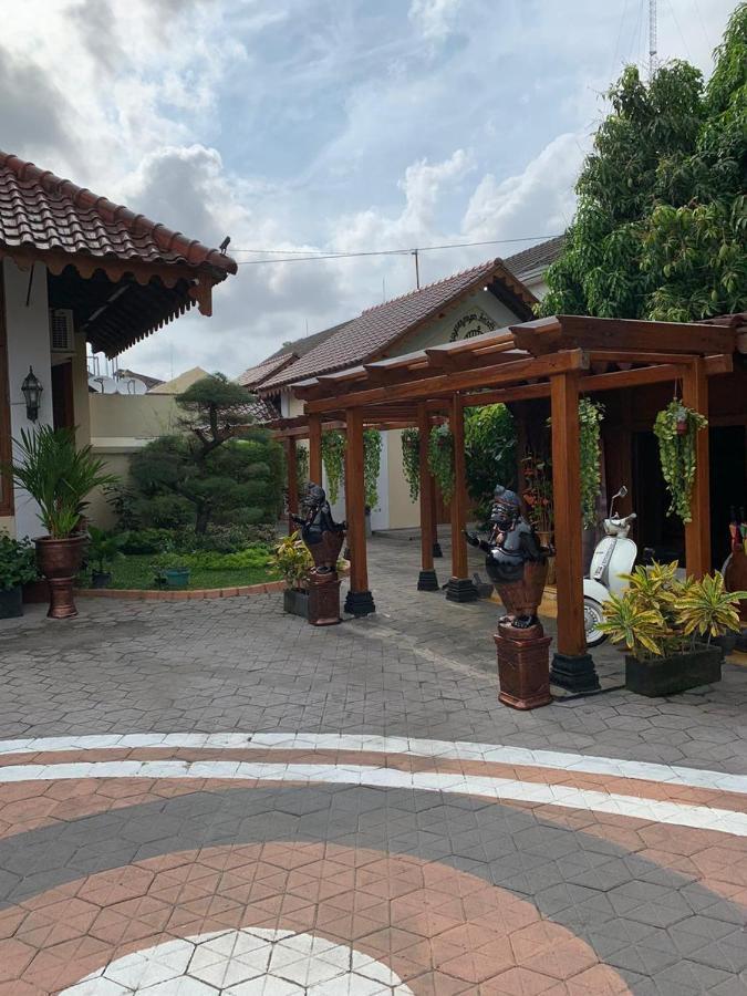 Dem Ayem Heritage Guest House Yogyakarta Eksteriør billede